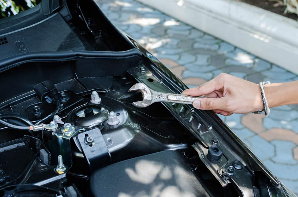 Guide to Buying Replacement Car Parts - BreakerLink Blog