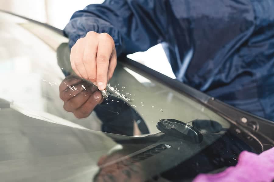 repairing a windscreen scratch