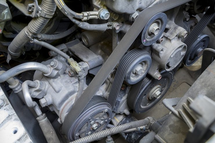 serpentine belt on a car