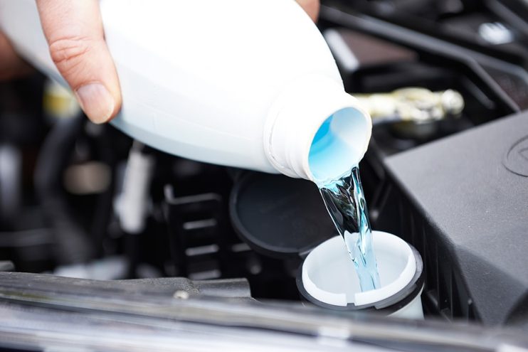 topping up windscreen washer fluid