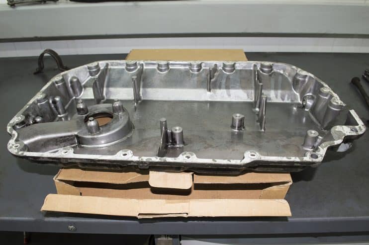 Aluminium oil sump