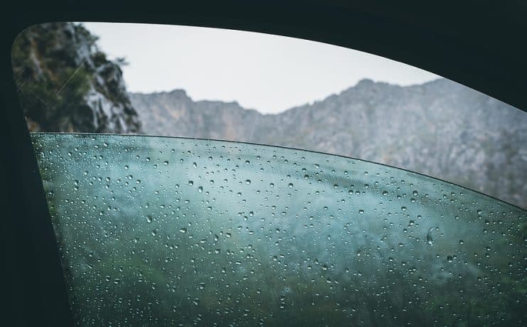 Misty car windows