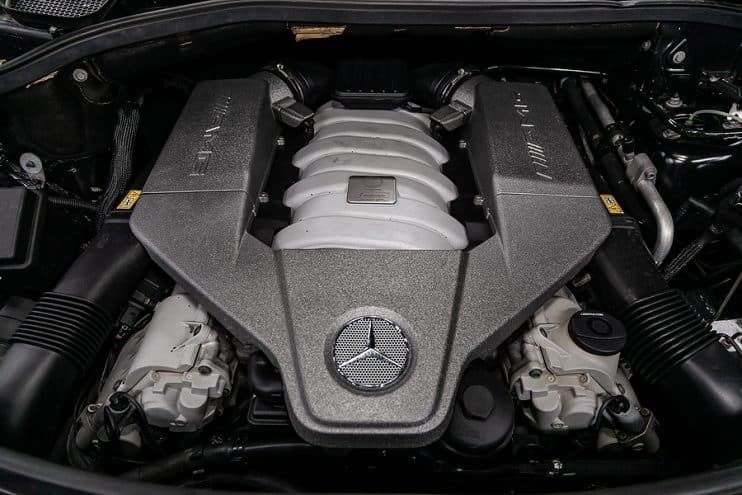 Mercedes engine