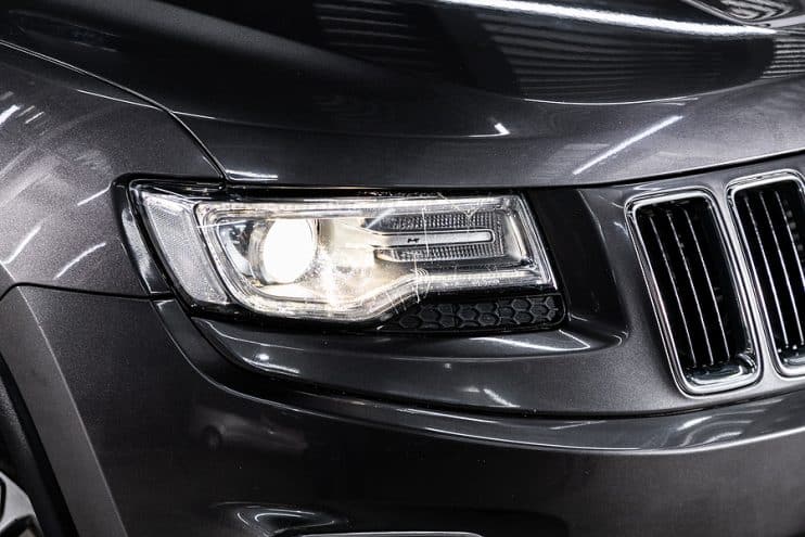 Jeep Cherokee headlight