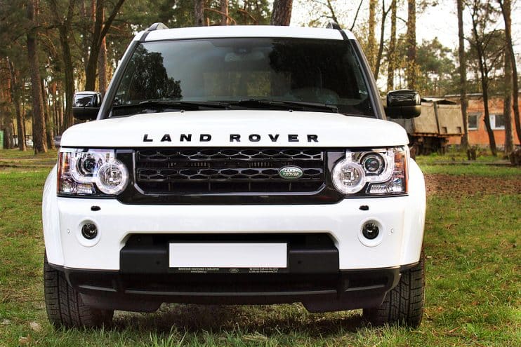 Land Rover Discovery Sport - front view