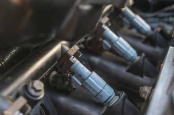 fuel injectors in a car