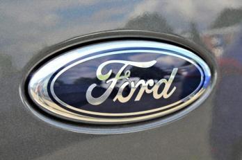 Ford badge
