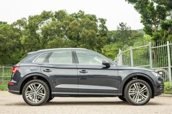Audi Q5 side view